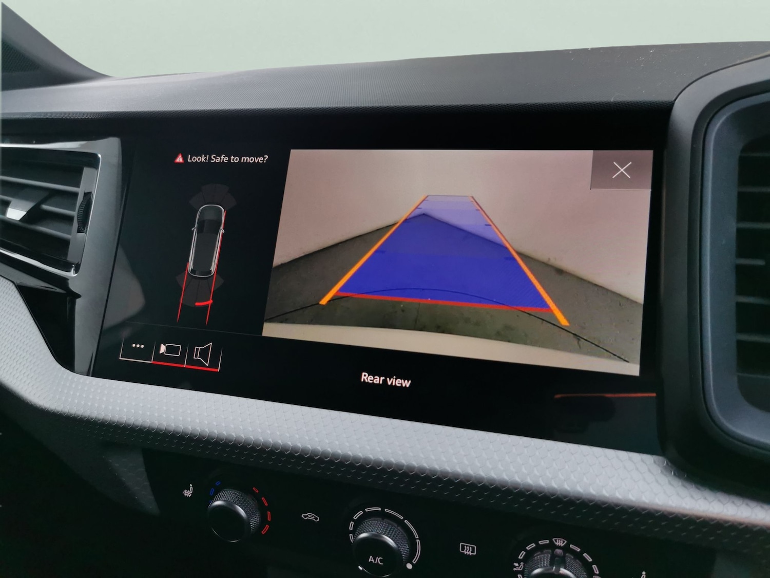 Used Audi A1 2024 for sale - 77350867: Photo 6