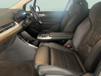 Used BMW 2 Series 2023 for sale - 77428498: Photo