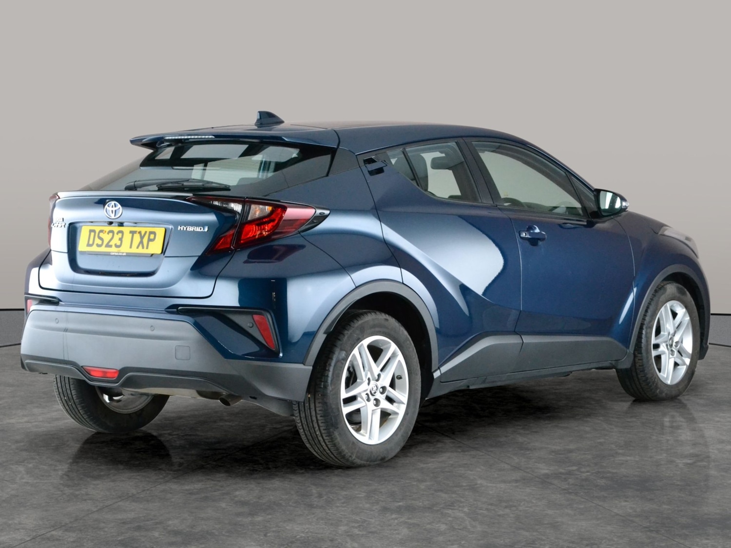 Used Toyota C-HR 2023 for sale - 77003132: Photo 10