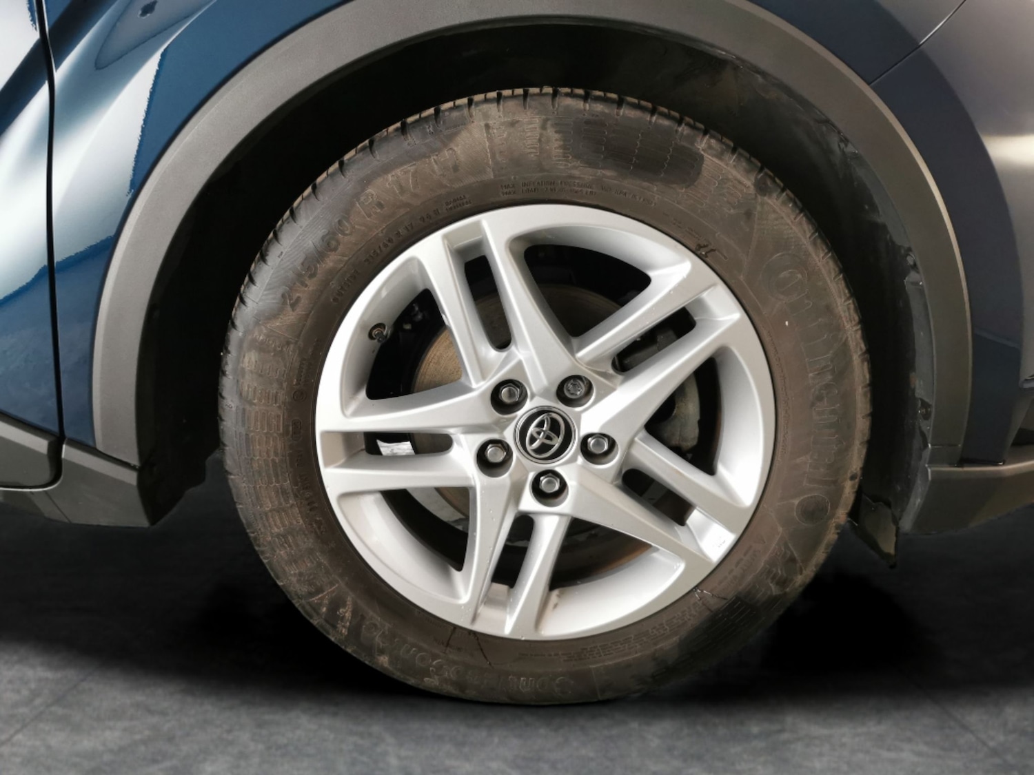 Used Toyota C-HR 2023 for sale - 77003132: Photo 23