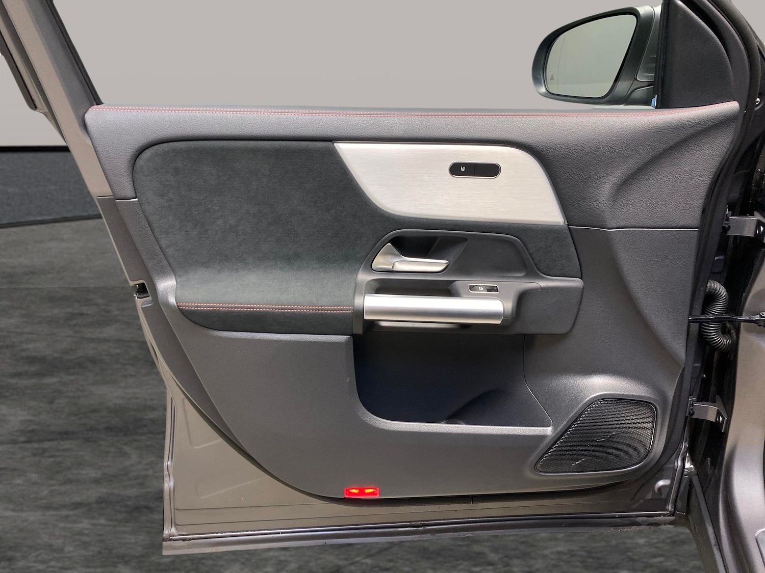 Used Mercedes-Benz EQA 2023 for sale - 77975840: Photo 28