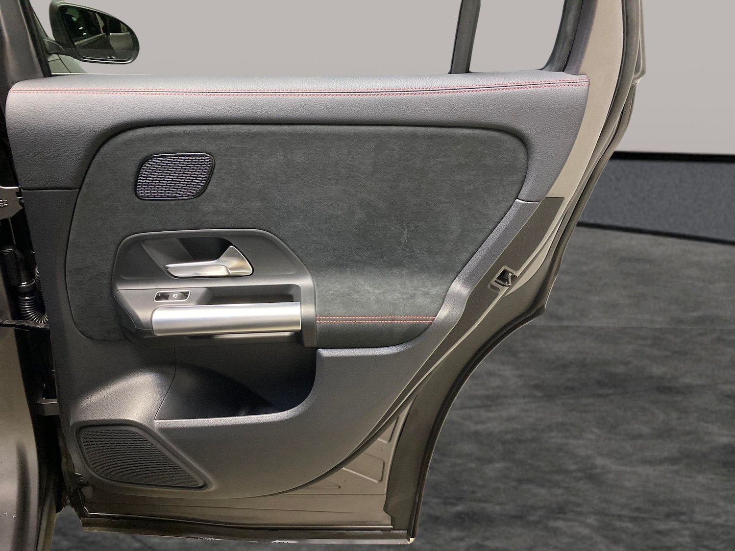 Used Mercedes-Benz EQA 2023 for sale - 77975840: Photo 30