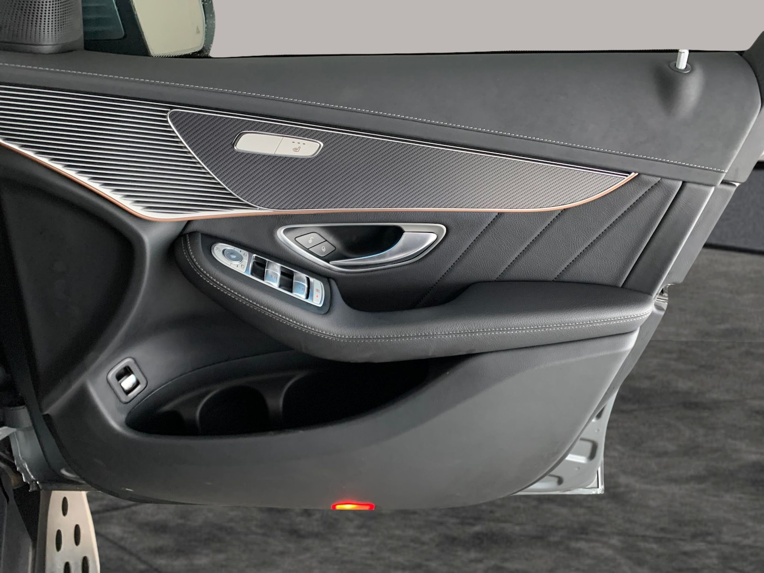 Used Mercedes-Benz EQC 2023 for sale - 76980599: Photo 33