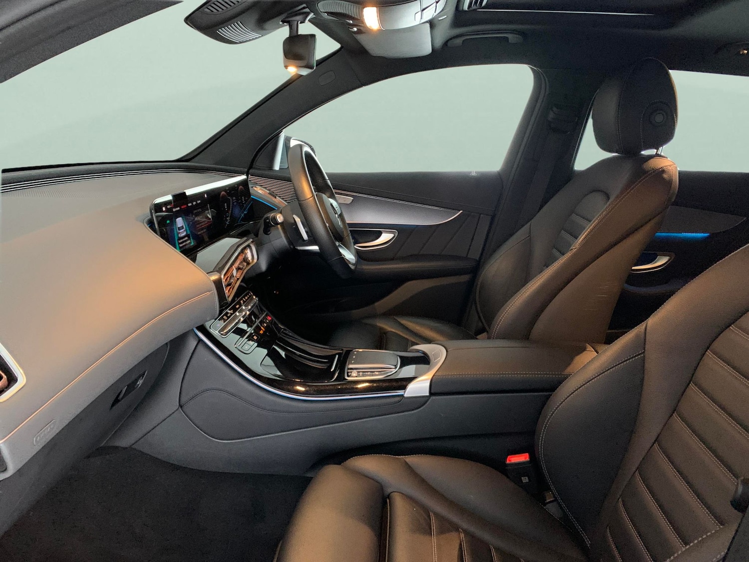 Used Mercedes-Benz EQC 2023 for sale - 76980599: Photo 4