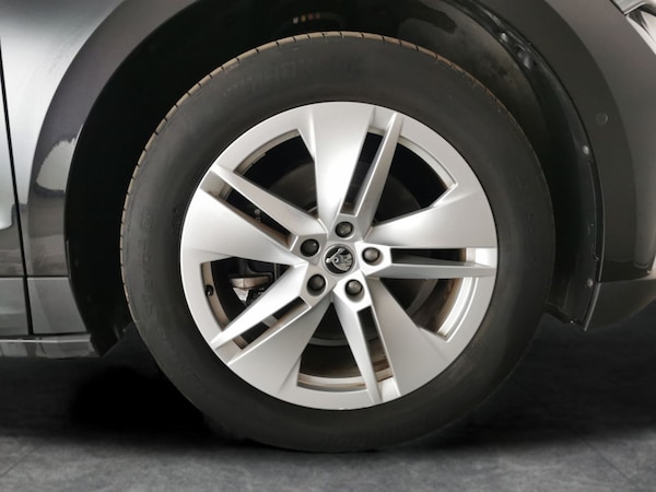 Used Skoda Enyaq 2022 for sale - 76310670: Photo 30