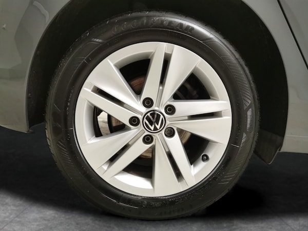 Used Volkswagen Golf 2022 for sale - 76240805: Photo 29