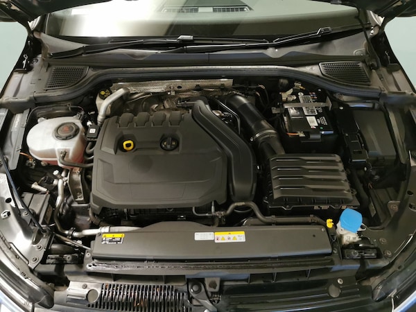 Used Volkswagen Golf 2022 for sale - 76240805: Photo 38