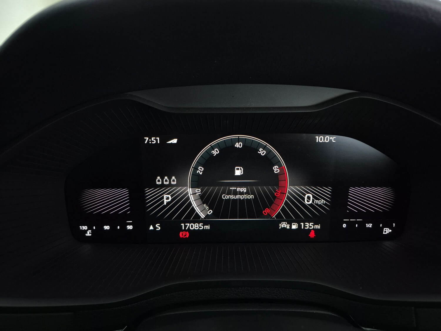 Used Skoda Karoq 2023 for sale - 77894184: Photo 24