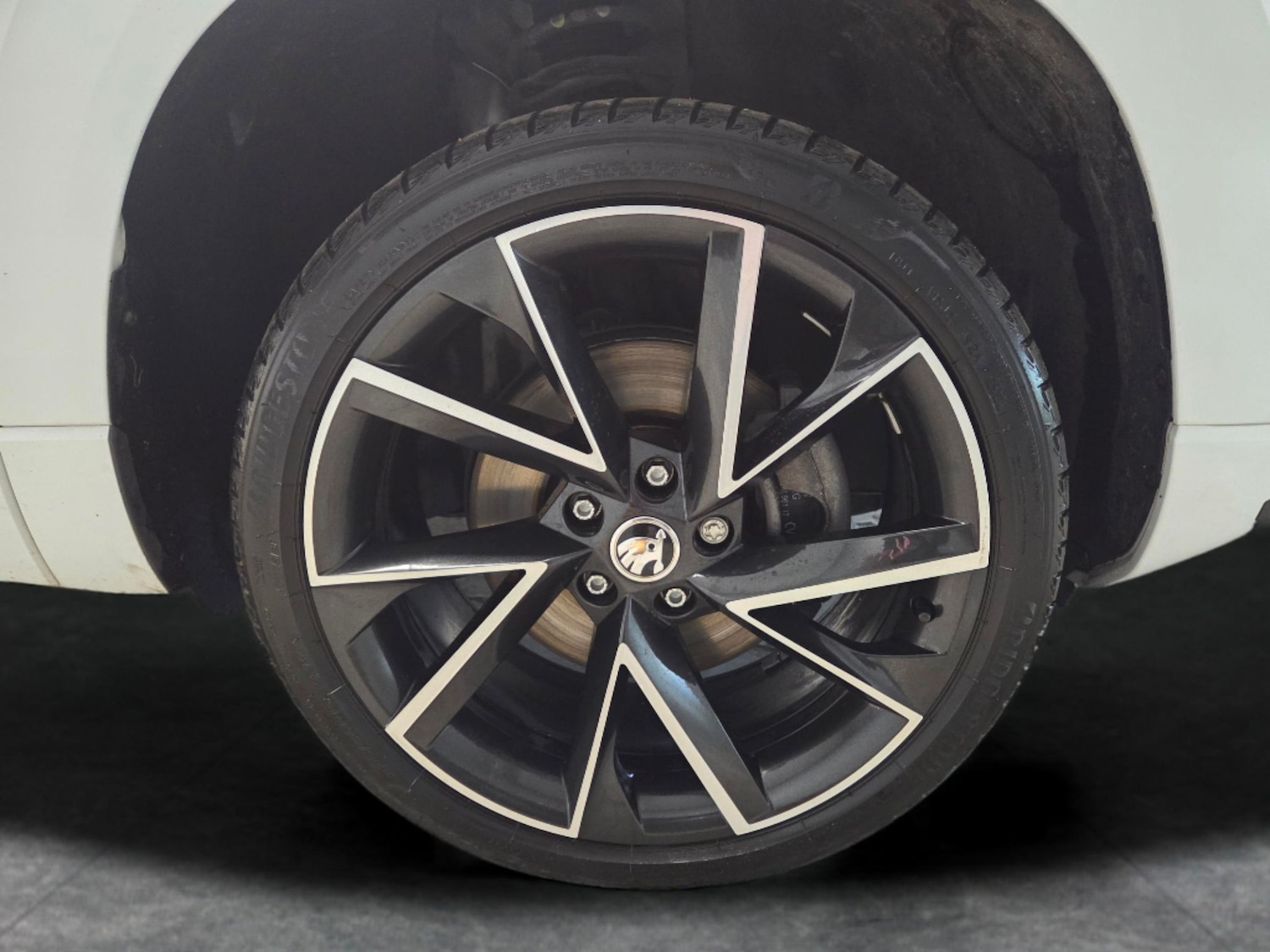 Used Skoda Karoq 2023 for sale - 77614939: Photo 17