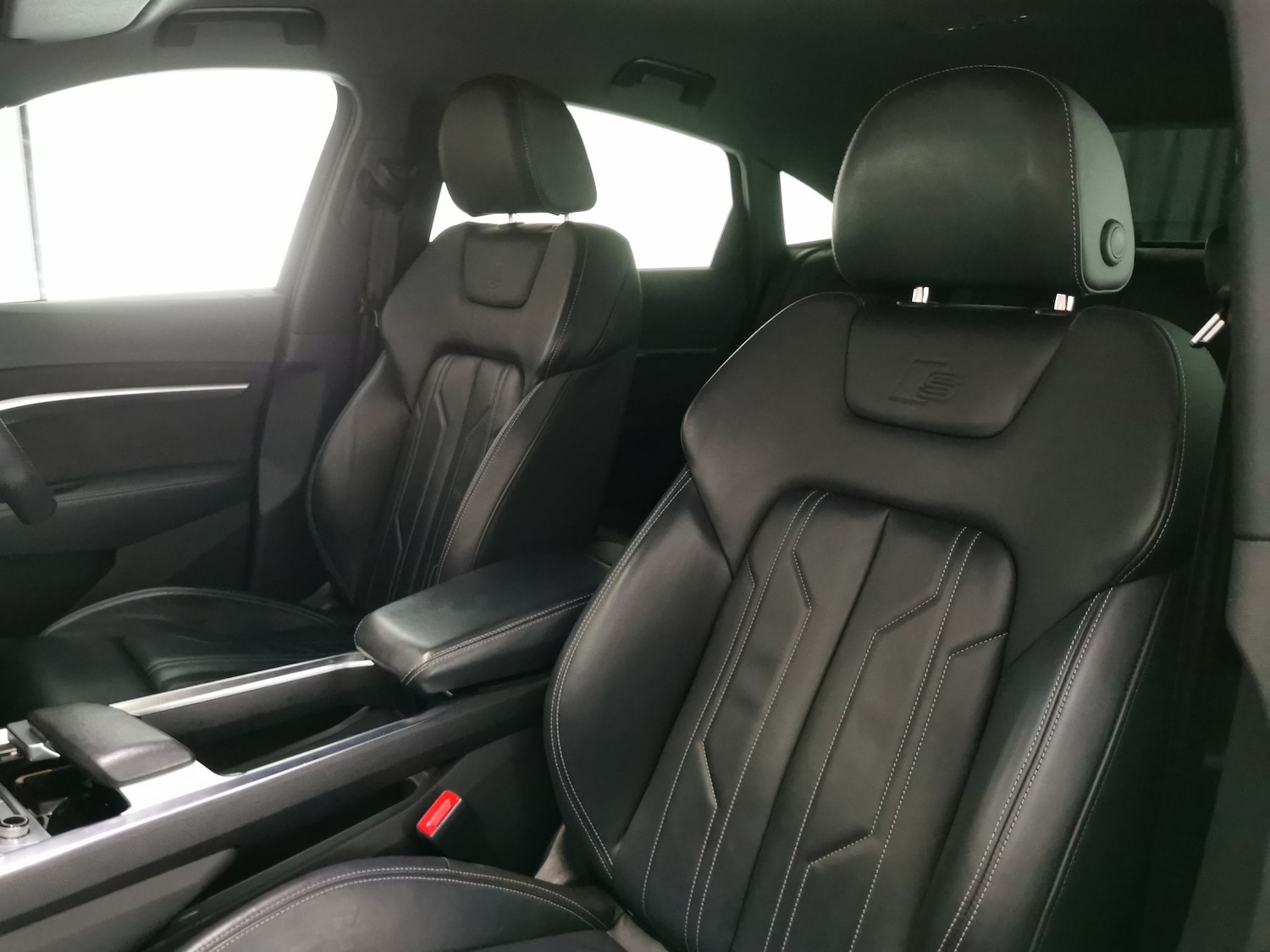 Used Audi e-tron 2023 for sale - 77241268: Photo 7