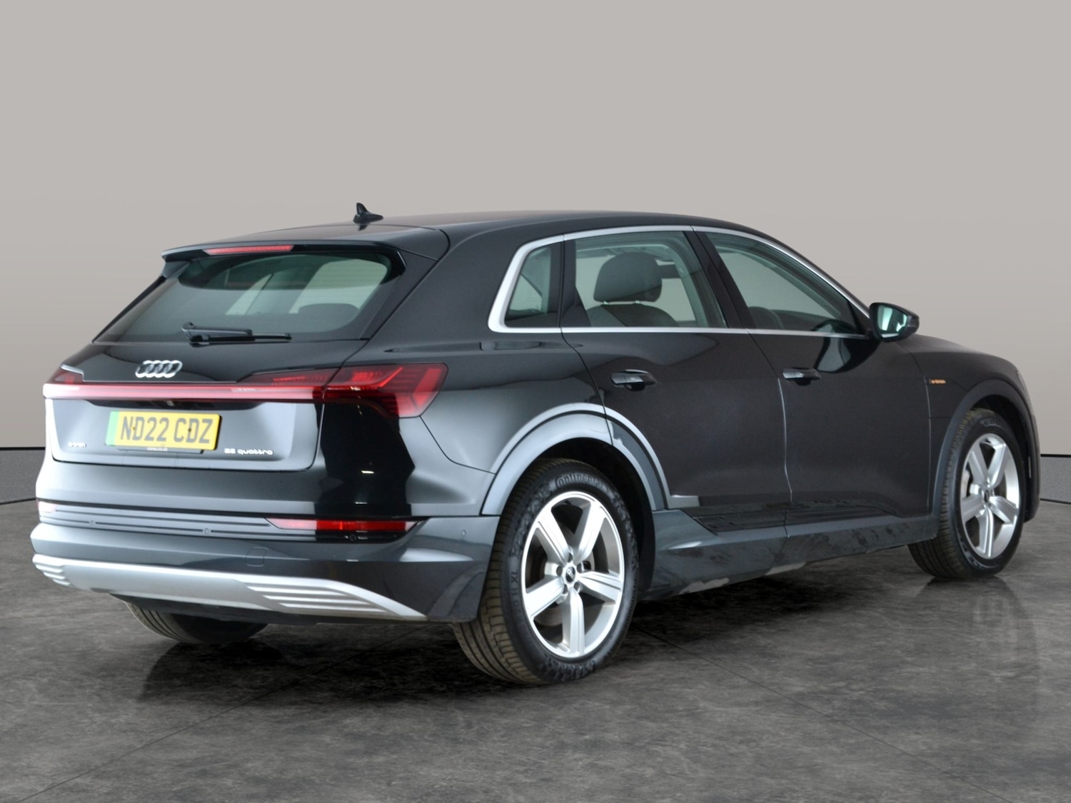 Used Audi e-tron 2022 for sale - 77312612: Photo 10