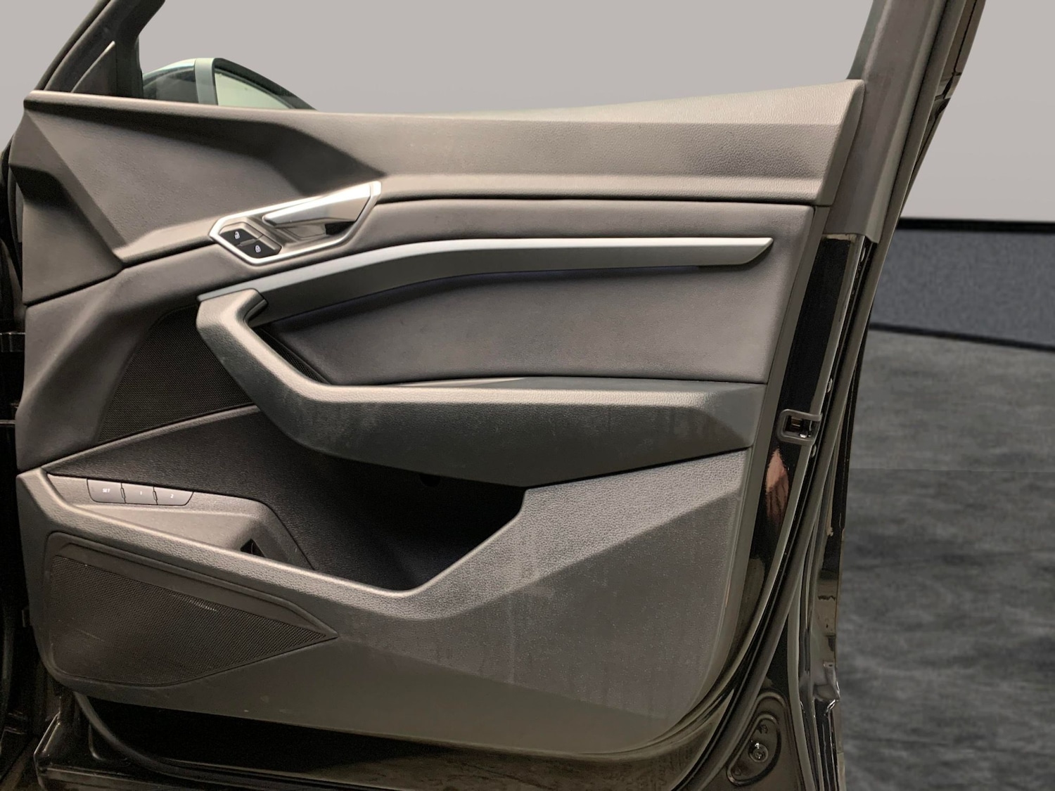 Used Audi e-tron 2022 for sale - 77312612: Photo 29