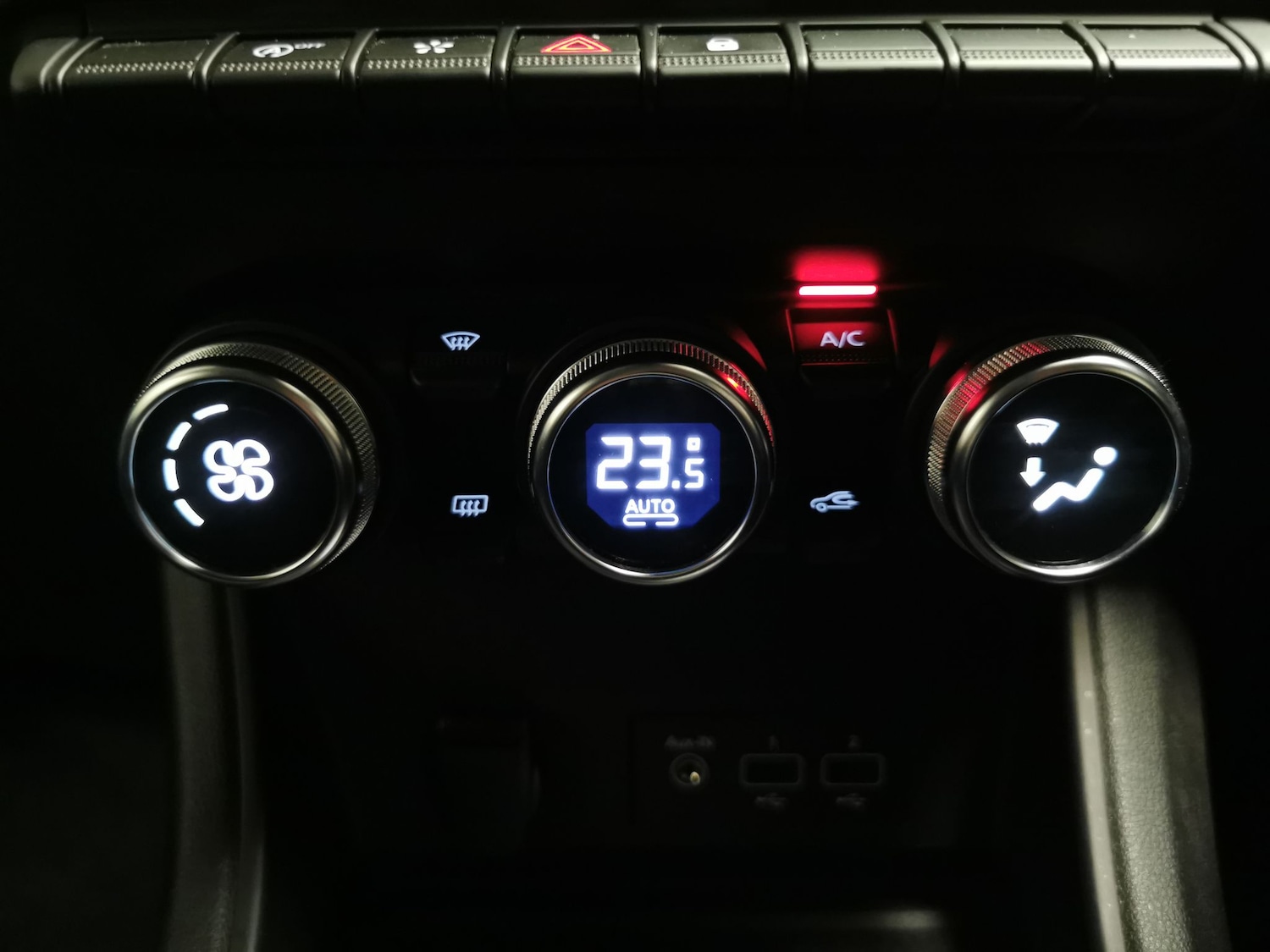 Used Renault Captur 2022 for sale - 77082869: Photo 11