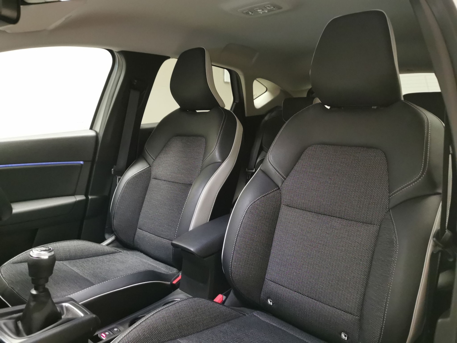 Used Renault Captur 2022 for sale - 77082869: Photo 6