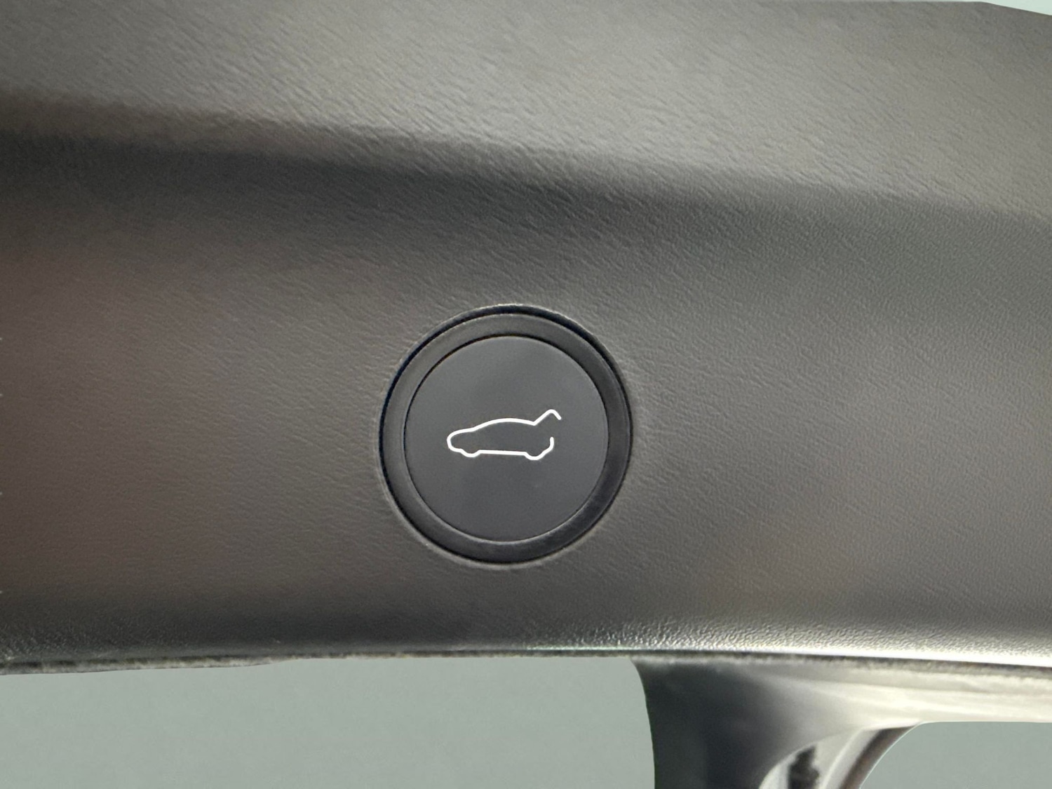 Used Tesla Model Y 2024 for sale - 77918322: Photo 16