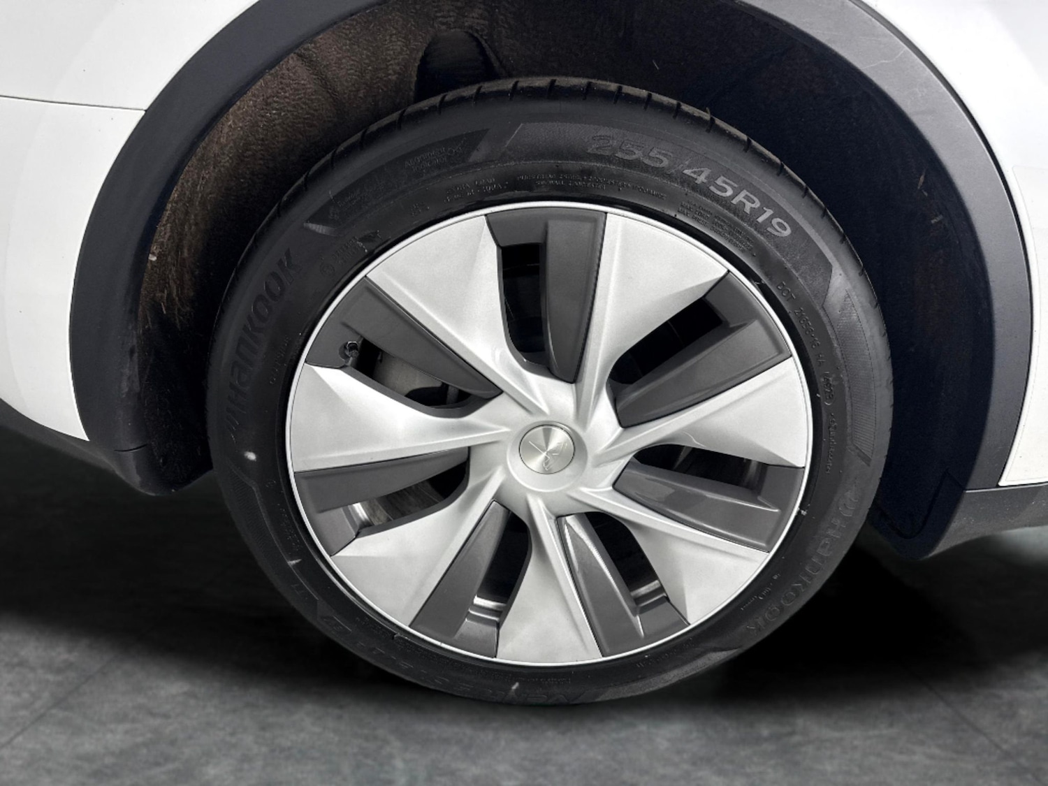 Used Tesla Model Y 2024 for sale - 77918322: Photo 31