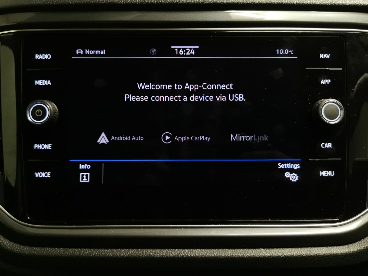 Used Volkswagen T-Roc 2021 for sale - 77829804: Photo 15