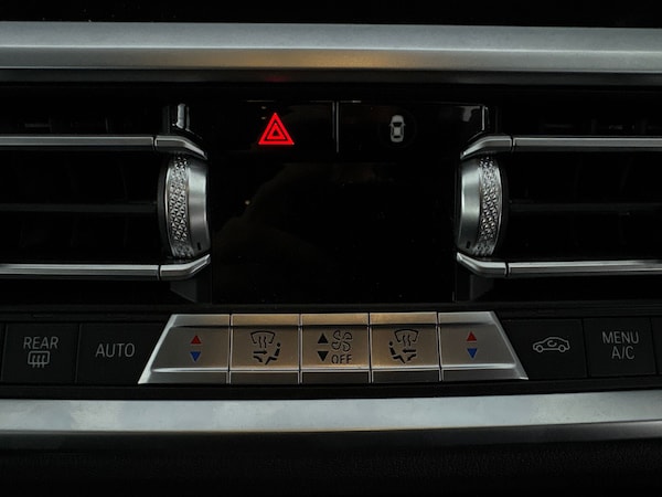 Used BMW 3 Series 2021 for sale - 76240849: Photo 40