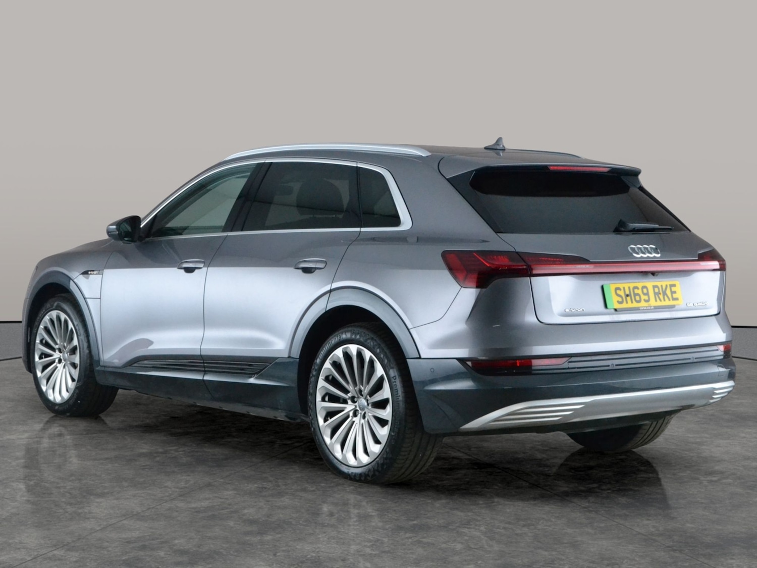 Used Audi e-tron 2020 for sale - 78079273: Photo 12