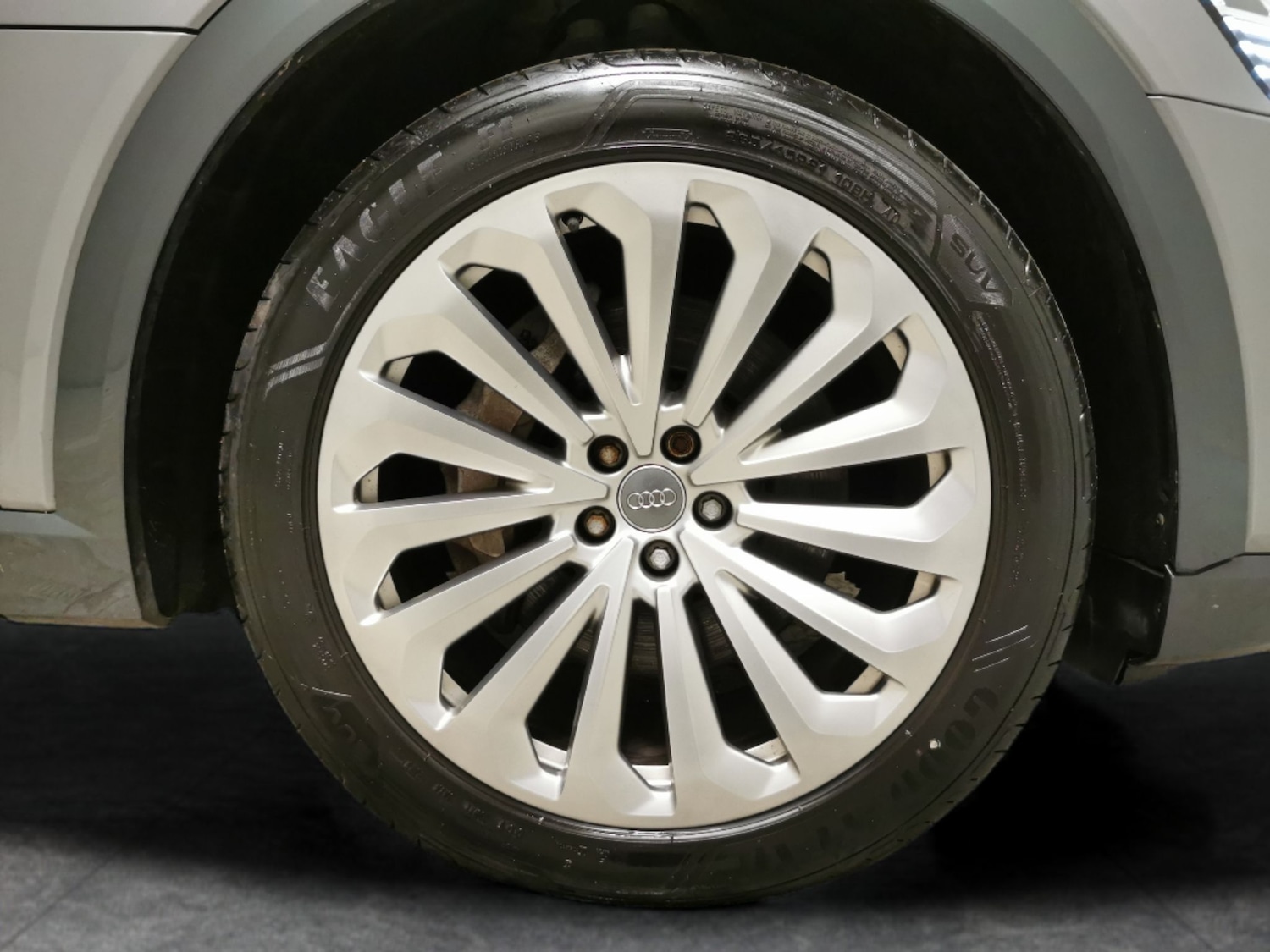 Used Audi e-tron 2020 for sale - 78079273: Photo 24