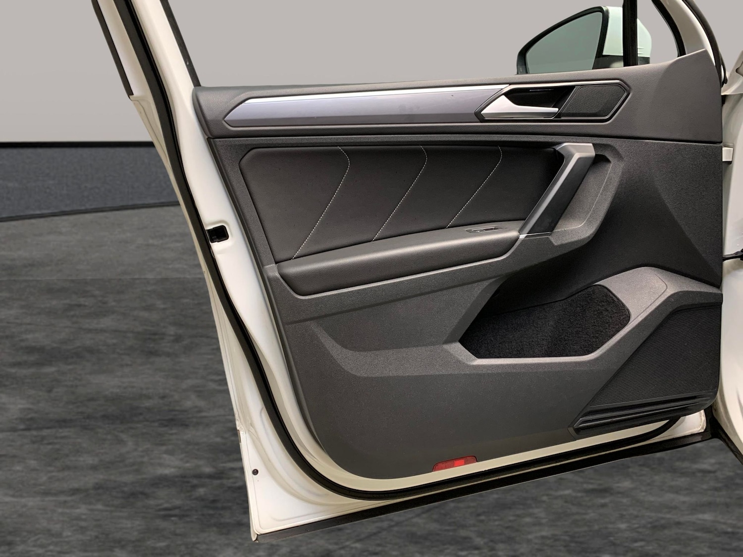 Used Volkswagen Tiguan for sale - 76725422: Photo 25