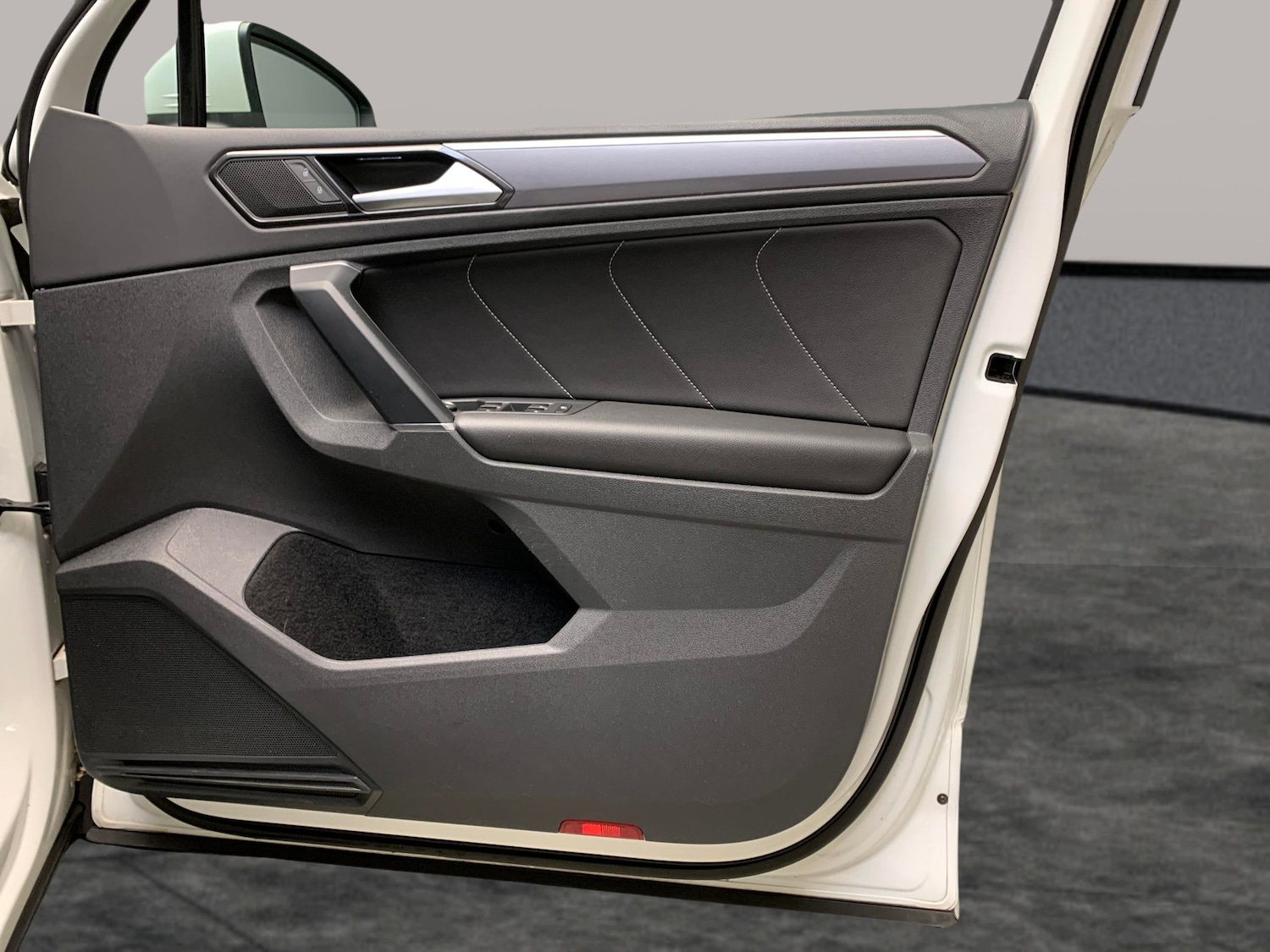 Used Volkswagen Tiguan for sale - 76725422: Photo 28