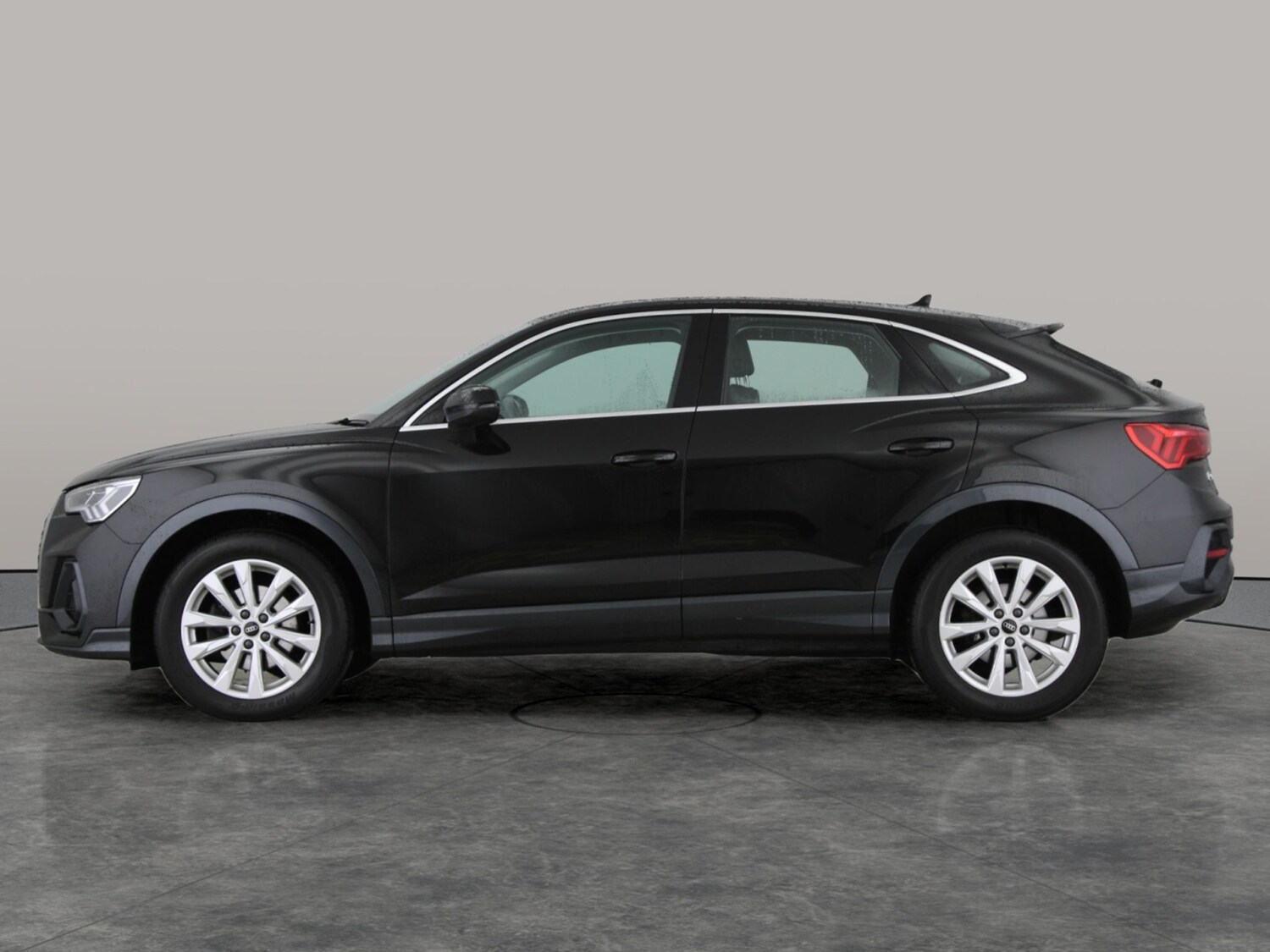 Used Audi Q3 2022 for sale - 77347448: Photo 13