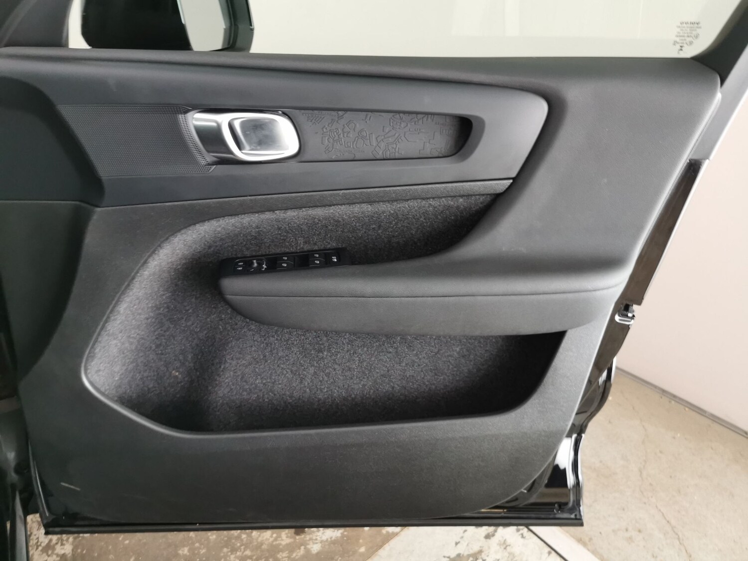 Used Volvo C40 2023 for sale - 78219228: Photo 30