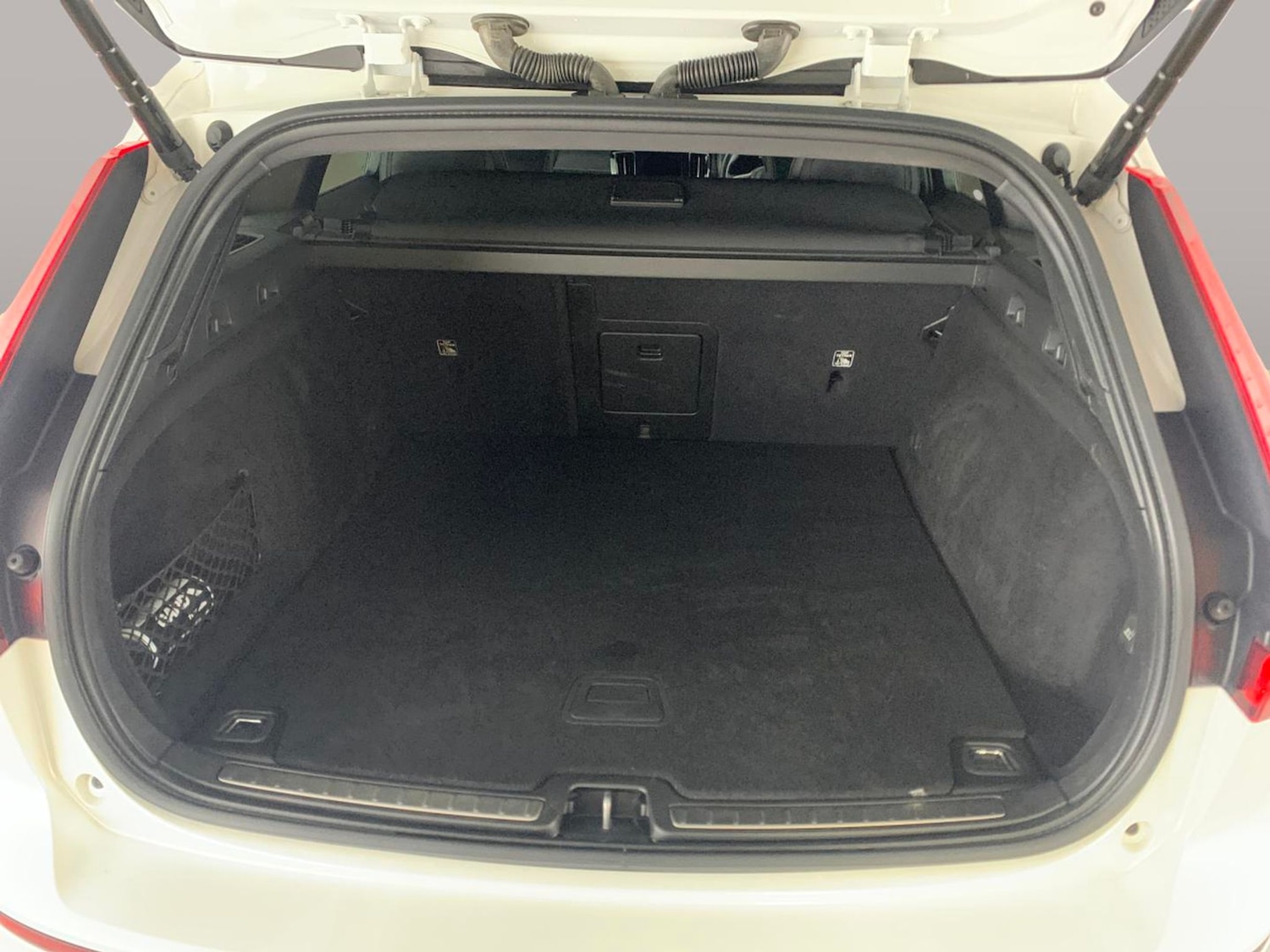 Used Volvo V60 2021 for sale - 76450124: Photo 36