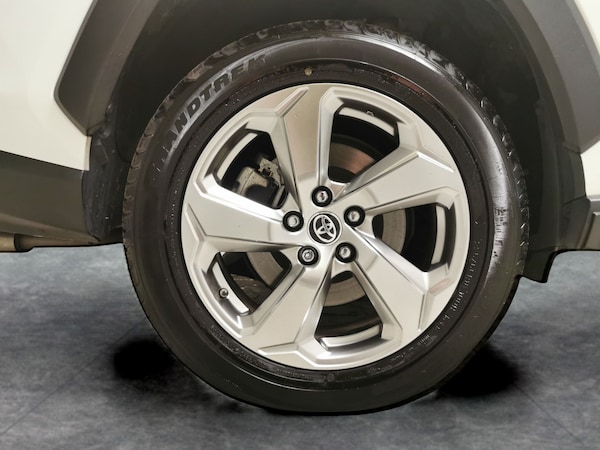 Used Toyota RAV4 2021 for sale - 76264266: Photo 27