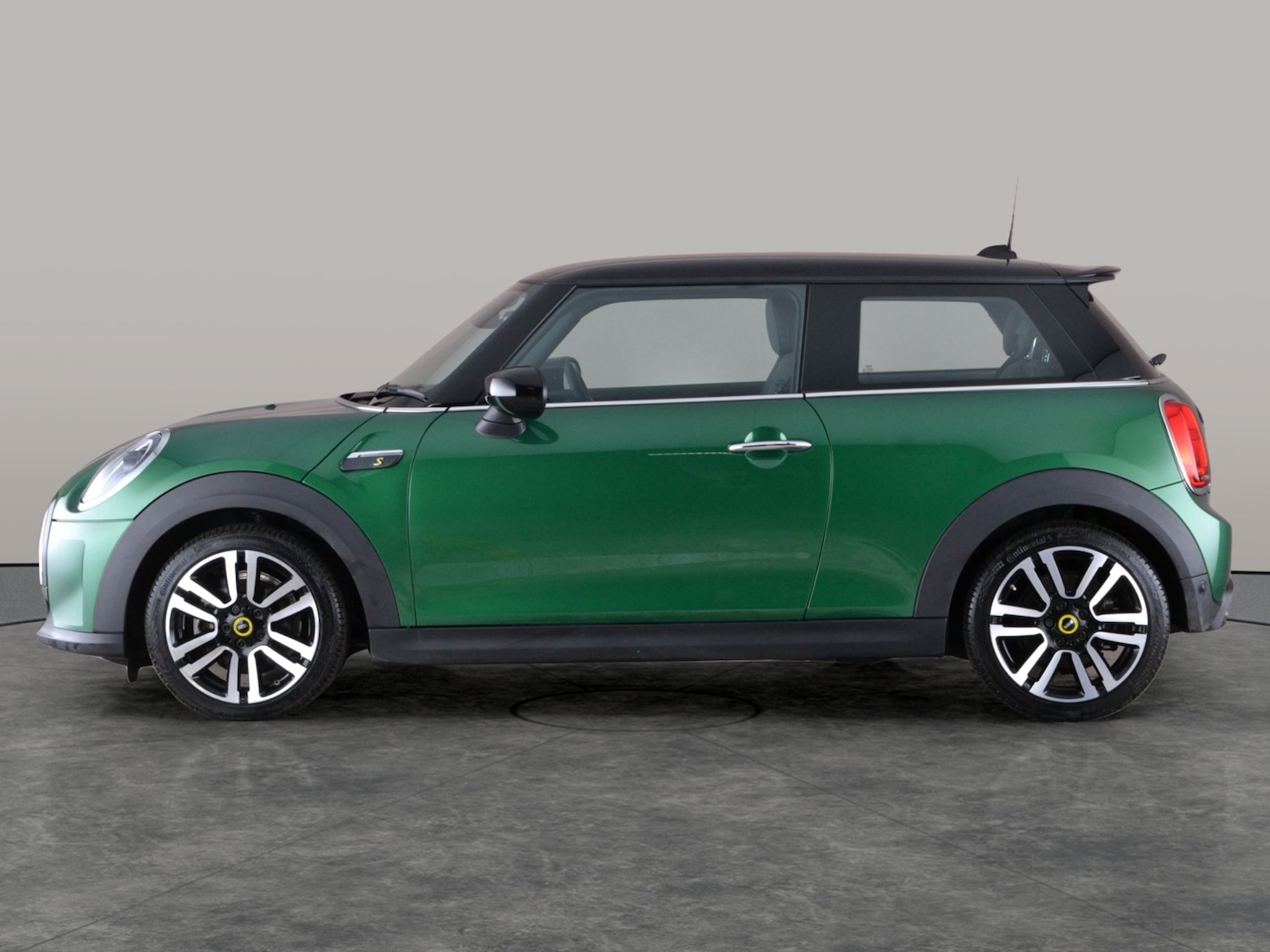 Used MINI Electric Hatch 2023 for sale - 77248469: Photo 13