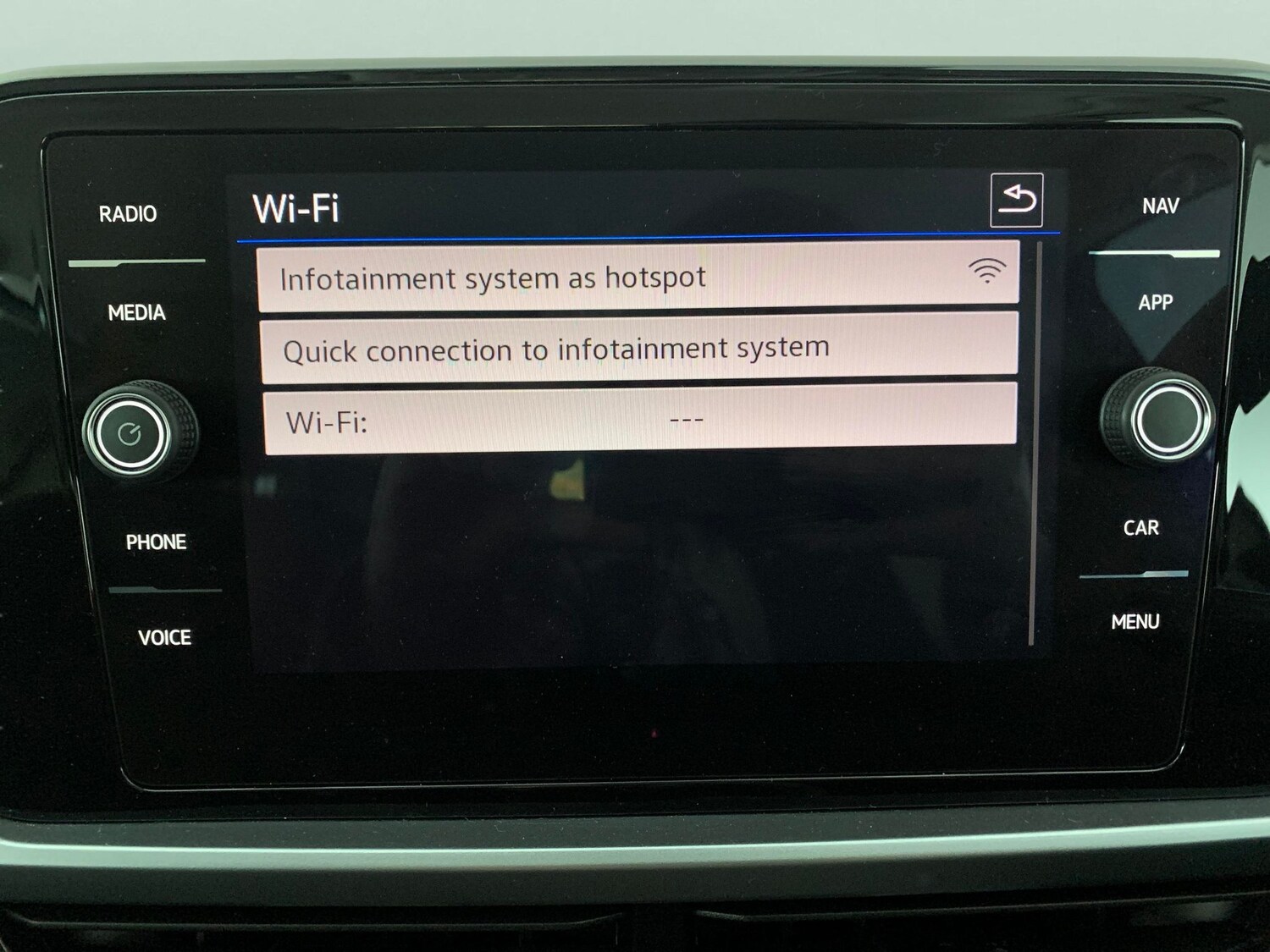 Used Volkswagen T-Roc for sale - 77873010: Photo 12