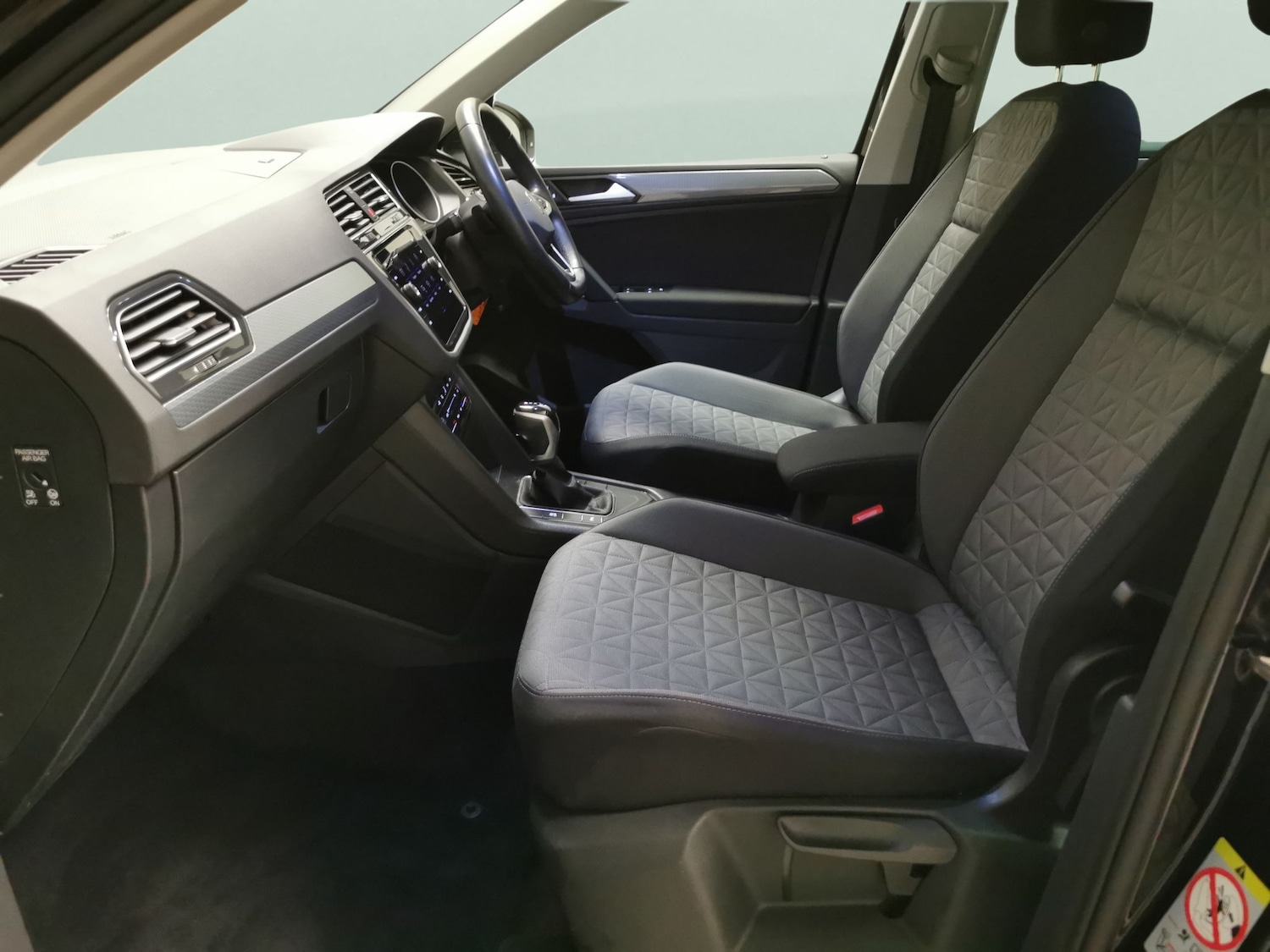 Used Volkswagen Tiguan 2022 for sale - 77170898: Photo 4