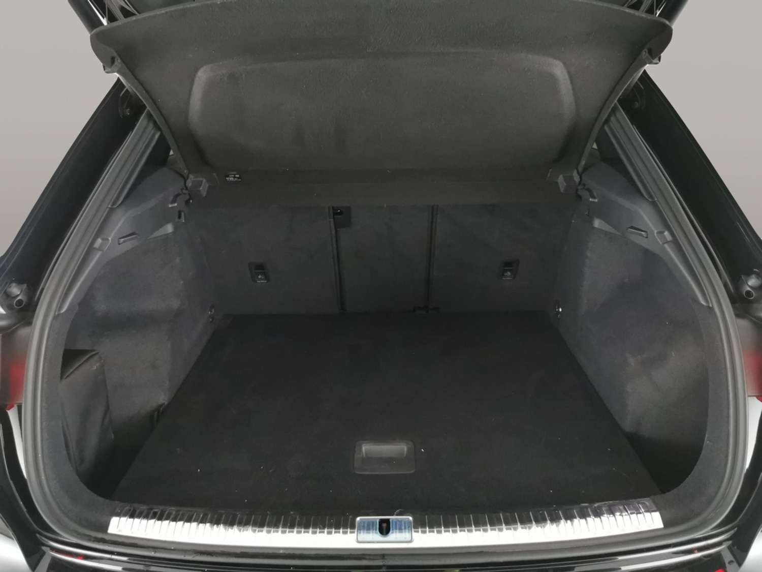 Used Audi Q3 2021 for sale - 76534213: Photo 34