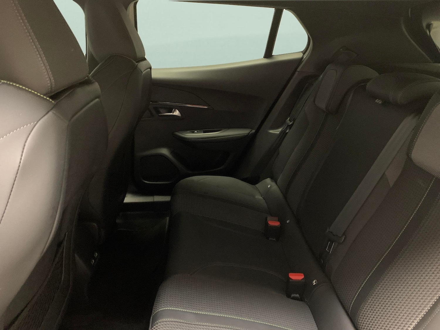 Used Peugeot 2008 2022 for sale - 77389389: Photo 25