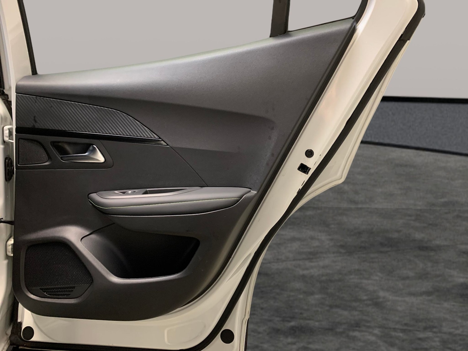 Used Peugeot 2008 2022 for sale - 77389389: Photo 28