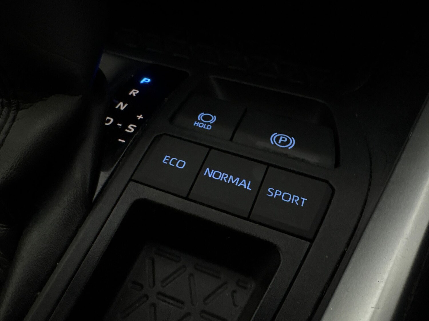 Used Toyota RAV4 2021 for sale - 77995526: Photo 18