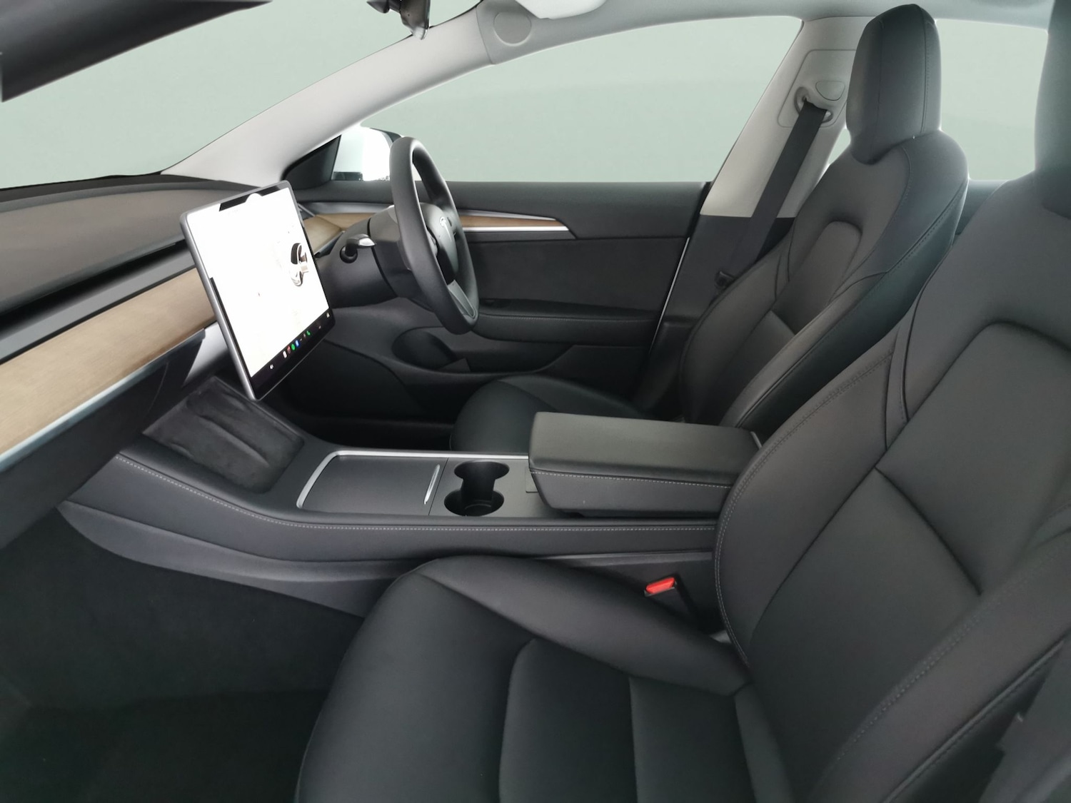 Used Tesla Model 3 2021 for sale - 76748716: Photo 4