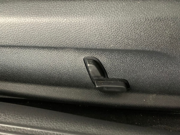 Used Mercedes-Benz C-Class 2019 for sale - 76255795: Photo 33