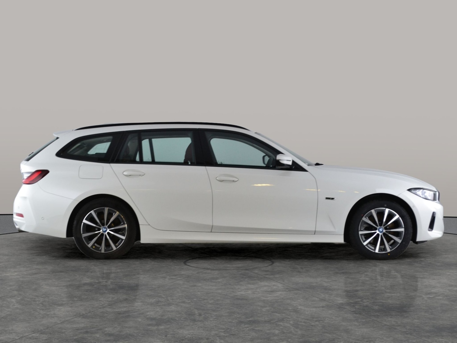 Used BMW 3 Series 2023 for sale - 77981264: Photo 12