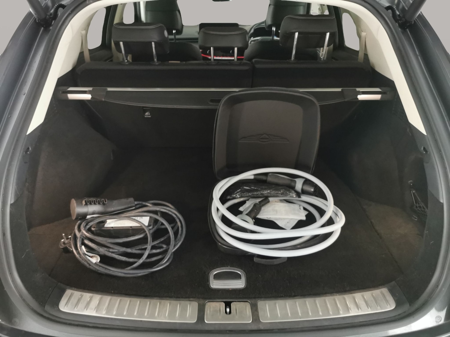 Used Genesis GV70 2023 for sale - 77545598: Photo 32