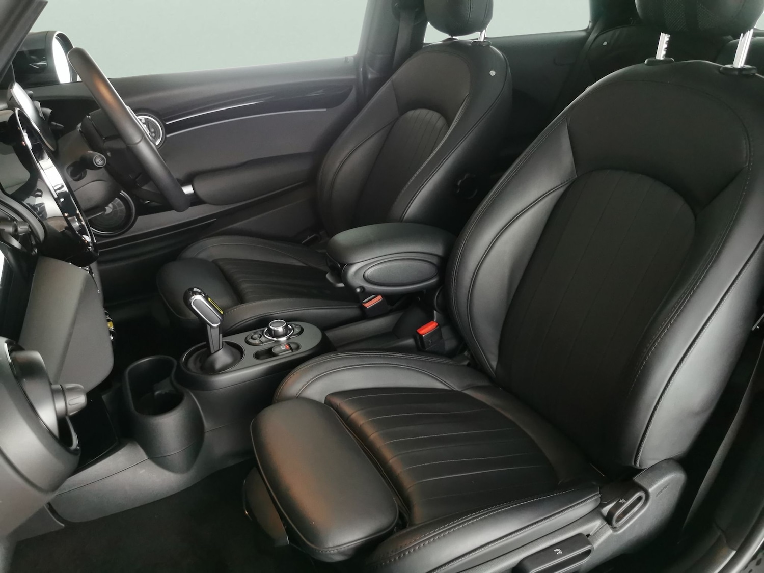 Used MINI Hatch 2023 for sale - 77756814: Photo 8