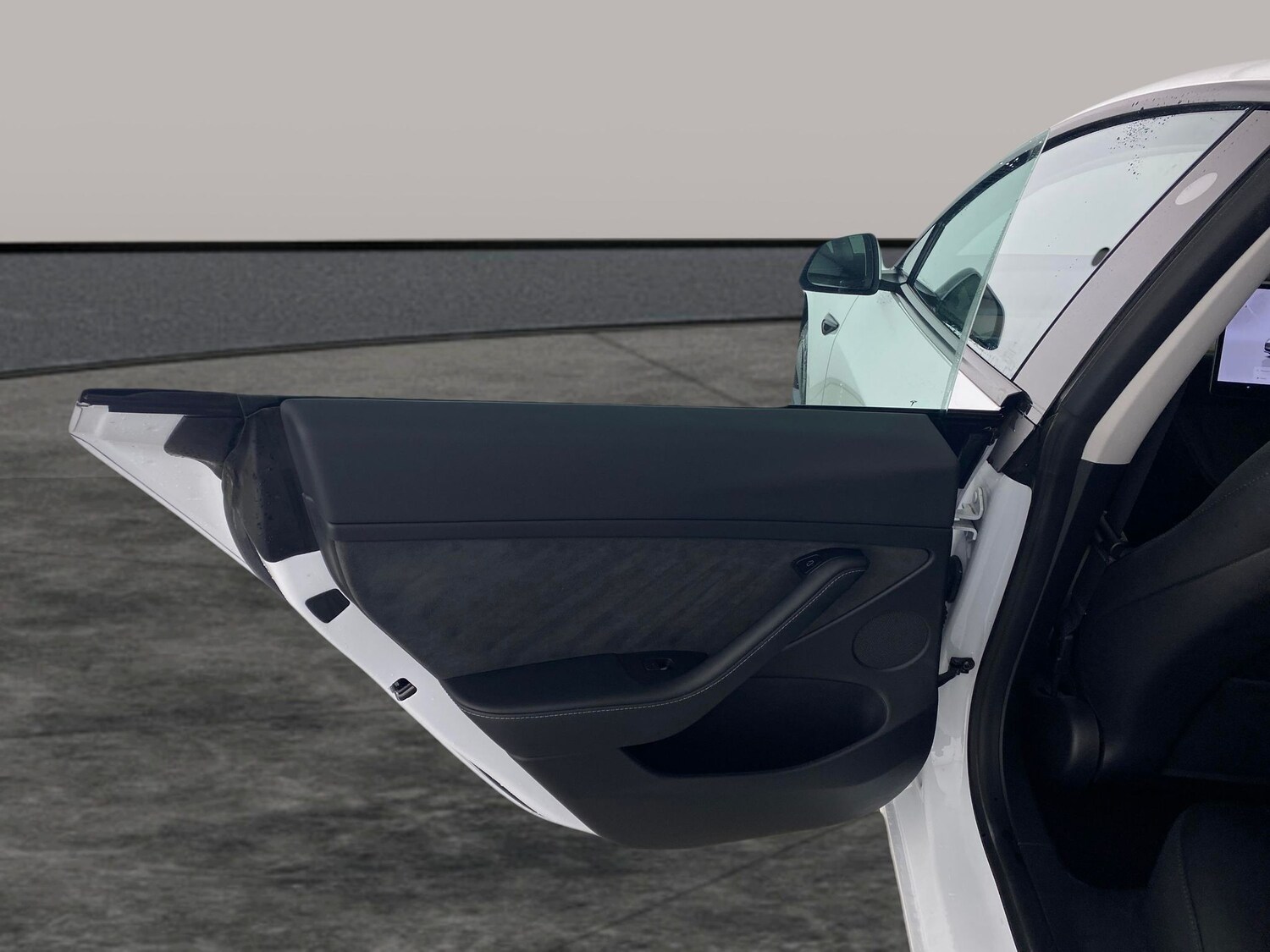 Used Tesla Model 3 2023 for sale - 78012350: Photo 24