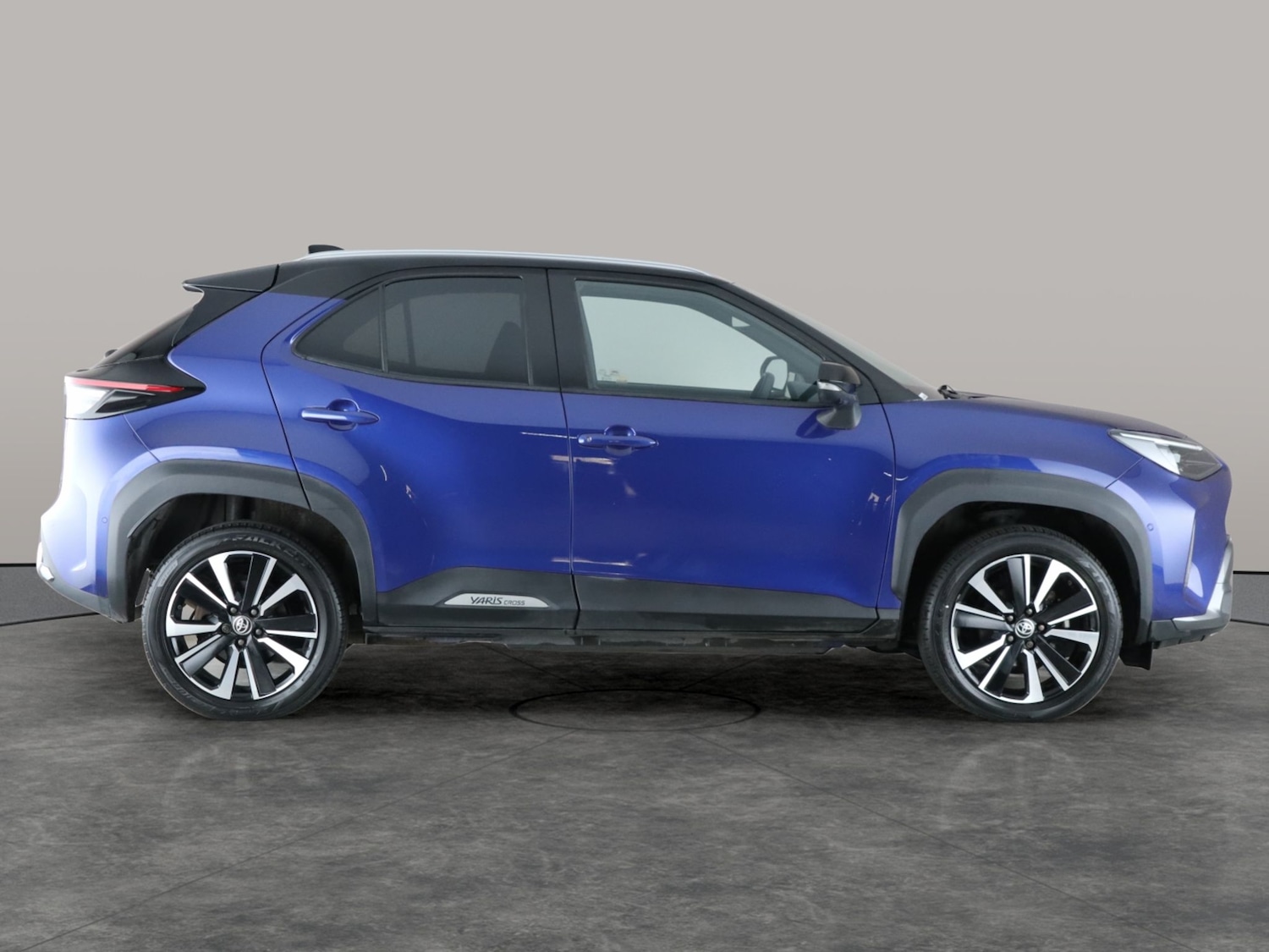 Used Toyota Yaris Cross 2022 for sale - 76704056: Photo 10