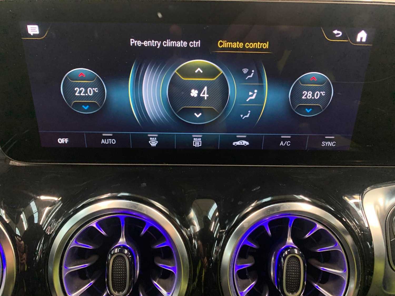 Used Mercedes-Benz EQB 2022 for sale - 76545152: Photo 20