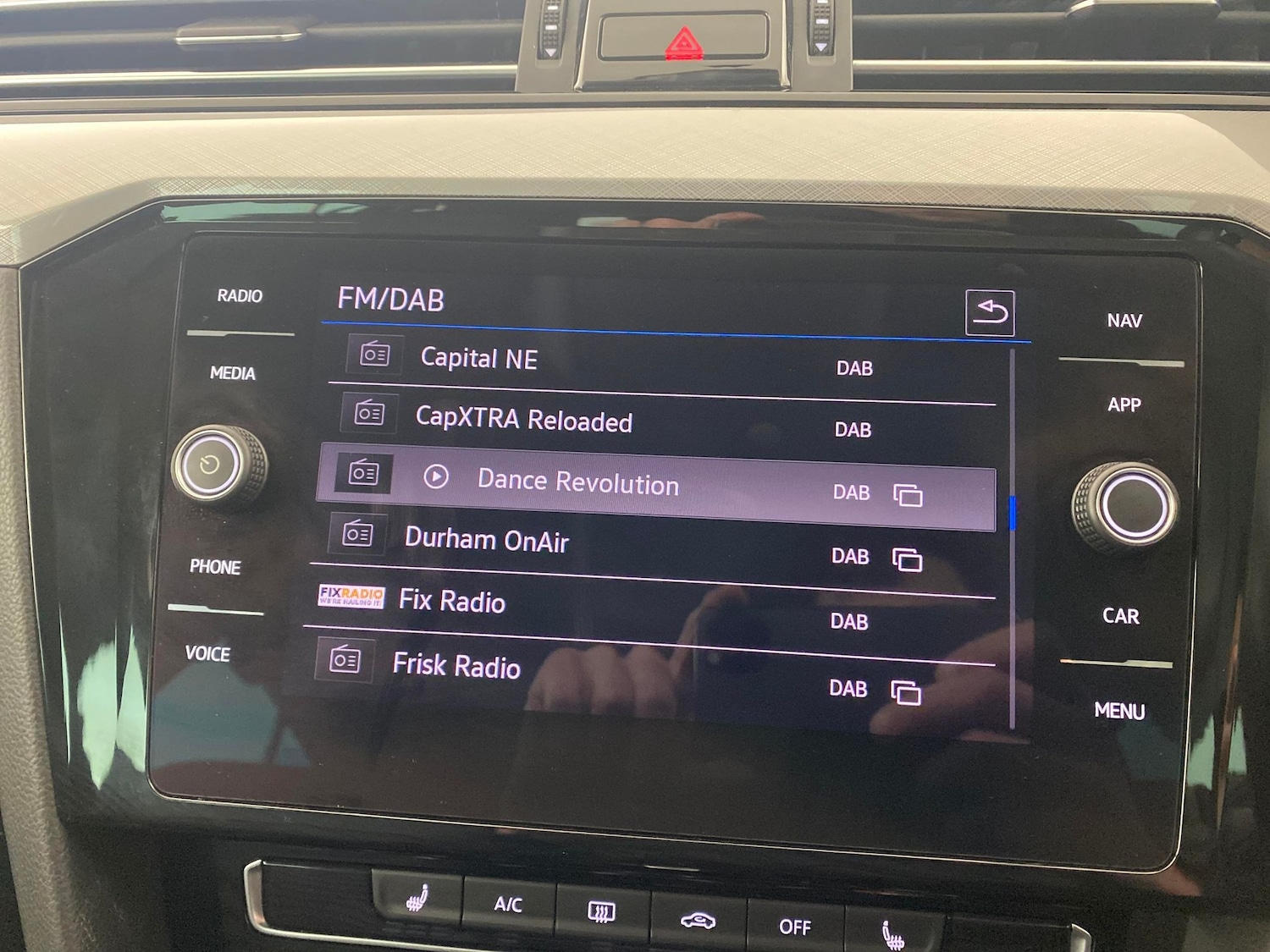 Used Volkswagen Passat 2022 for sale - 77833652: Photo 6