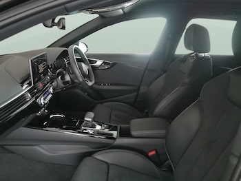Used Audi A4 Avant 2023 for sale - 79492354: Photo