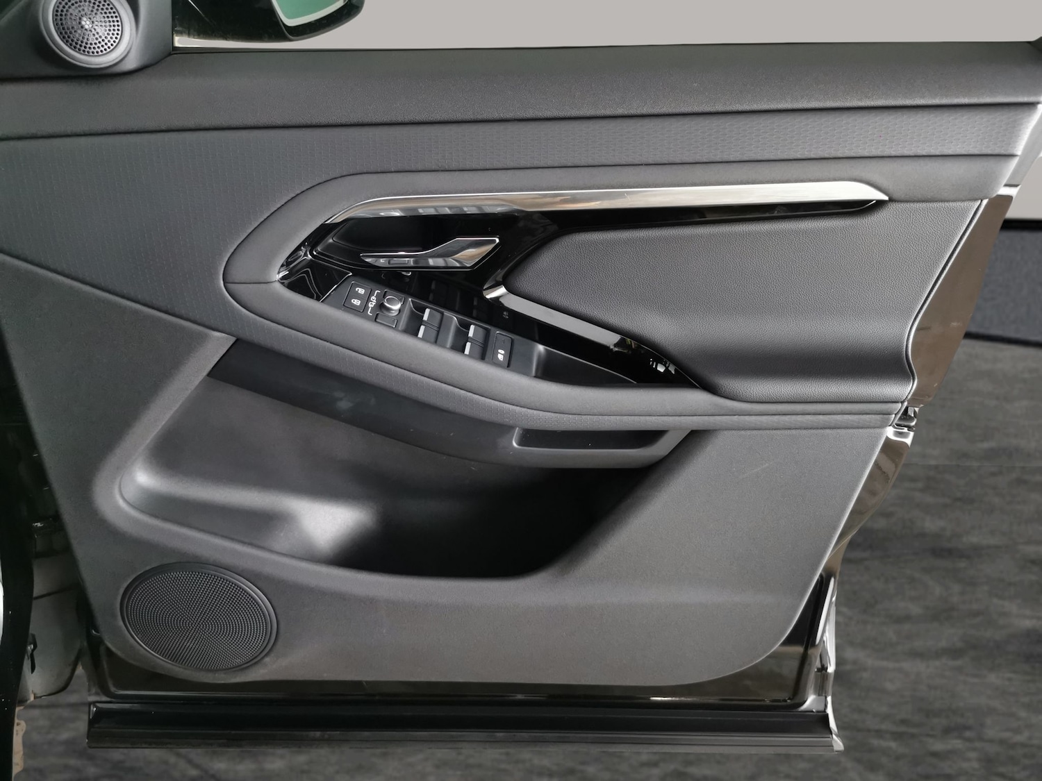 Used Land Rover Range Rover Evoque 2021 for sale - 78144424: Photo 32