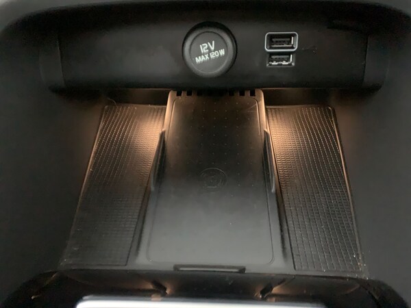 Used Volvo XC40 2022 for sale - 76255735: Photo 28