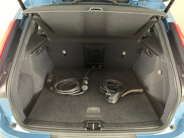 Used Volvo XC40 2022 for sale - 76255735: Photo 50